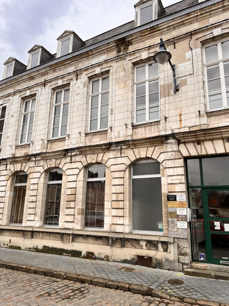 Façade du cabinet à Arras
